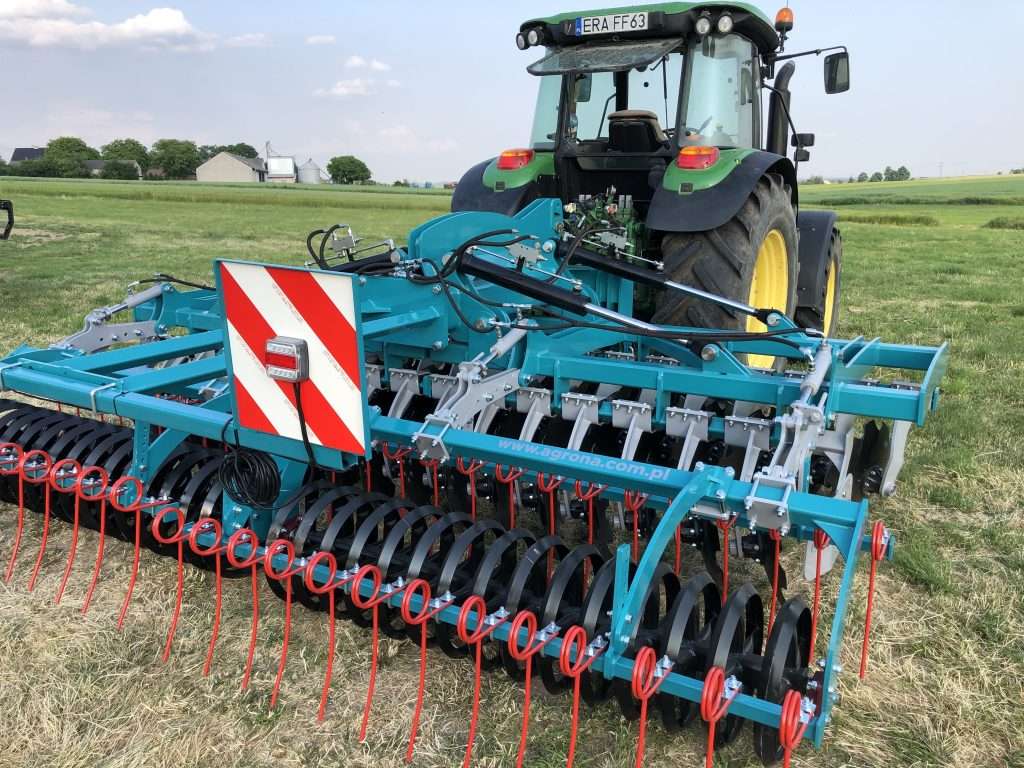 Agrona preklopne tanjurace 1