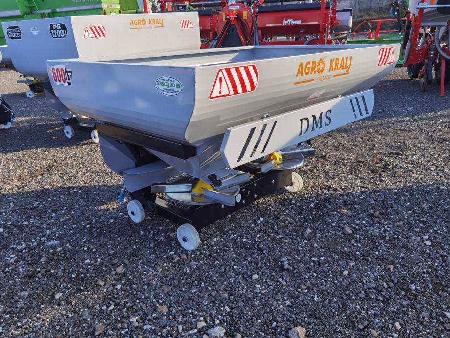 agro kralj dms 600 rasipac umjetnog gnojiva slika 169495963