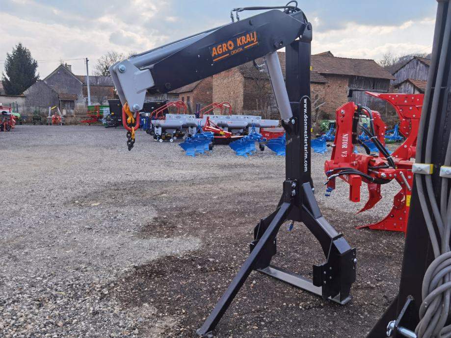 utovarivac jumbo vrece agro kralj slika 169759552