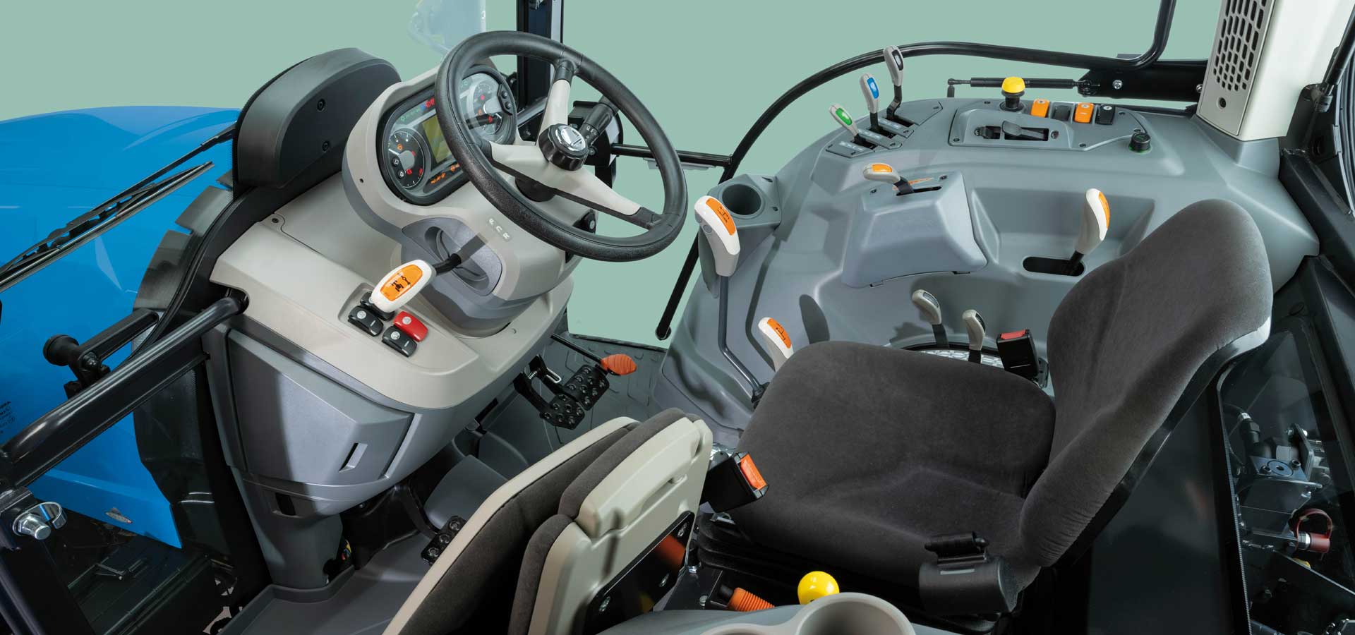 LA RS58 Serie4 Studio 017