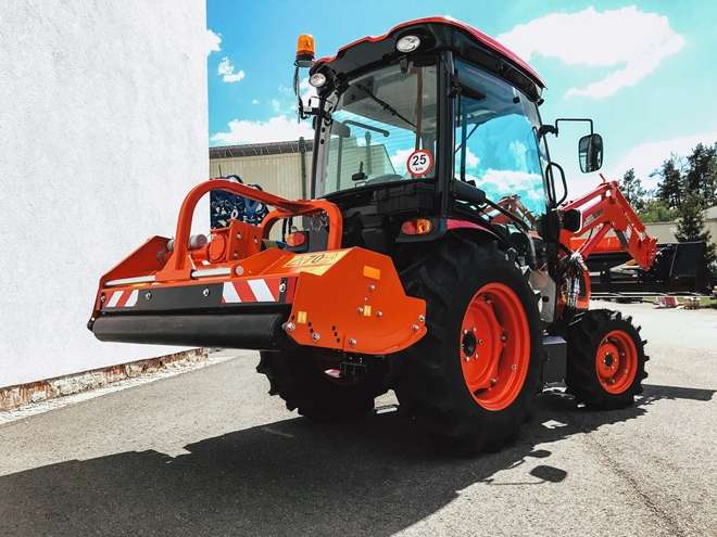 Trakctor Kioti CK4010 front loader shredder Tierre Lupo